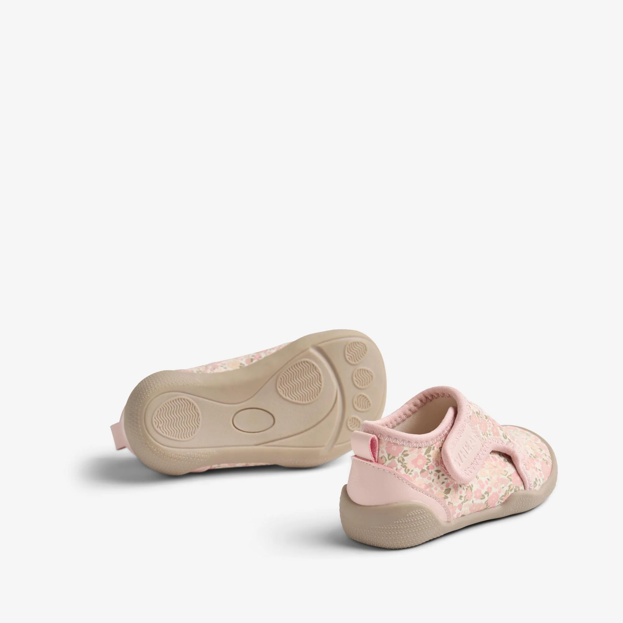 Beach Shoe Shawn - ivory flower meadow - Image 3