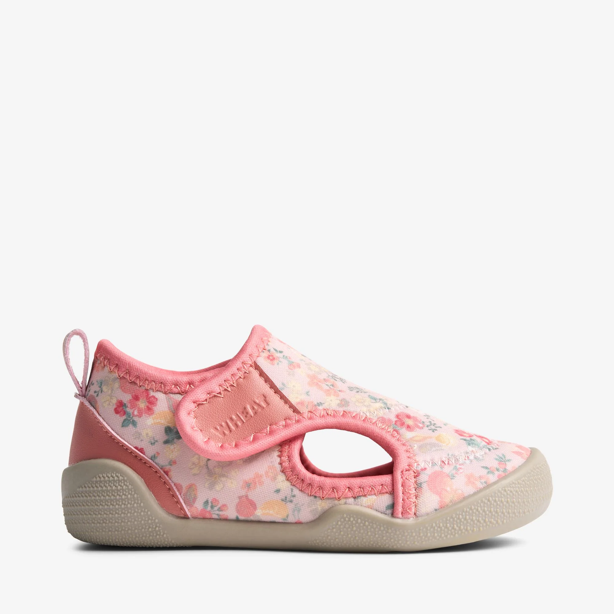 Beach Shoe Swirl - powder flowers and seashells - Image 4