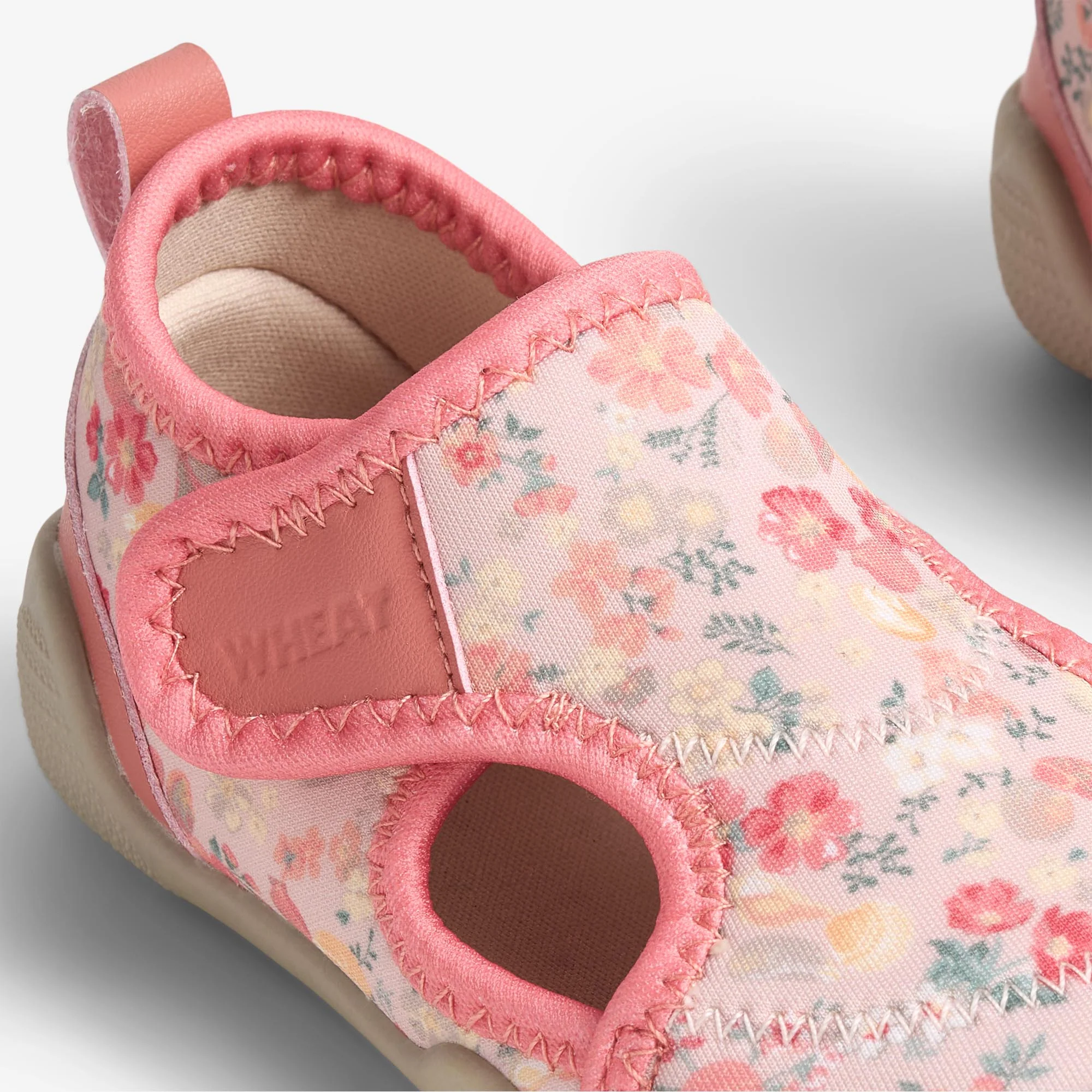 Beach Shoe Swirl - powder flowers and seashells - Image 5