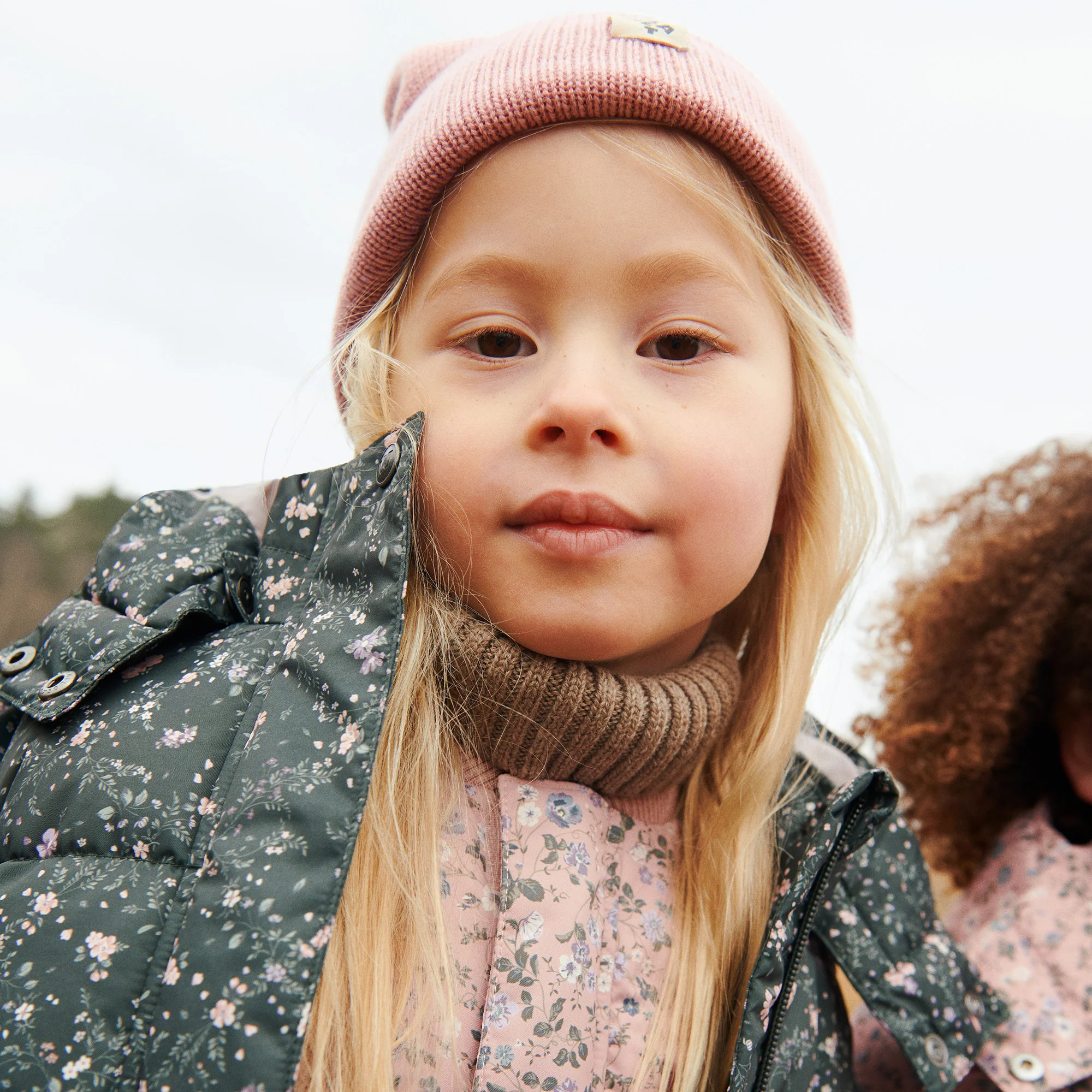 Puffer Jacket Karla - forest lake checked flowers - Image 13