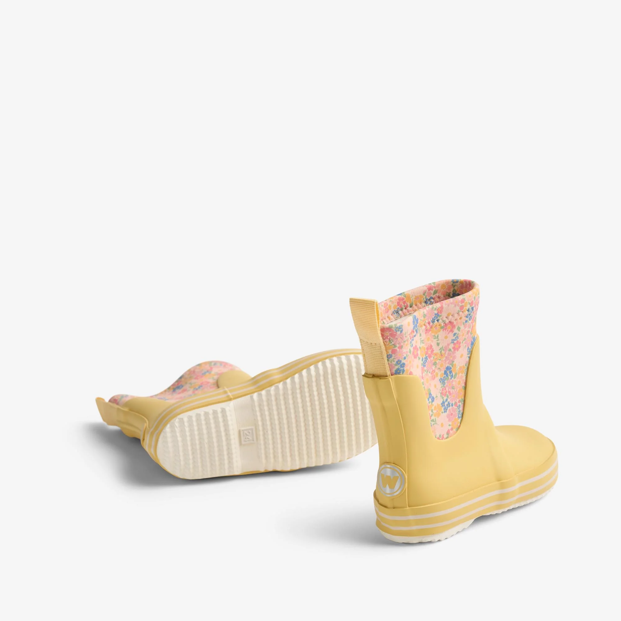 Rubber Boot Mist - multi flowers - Image 3