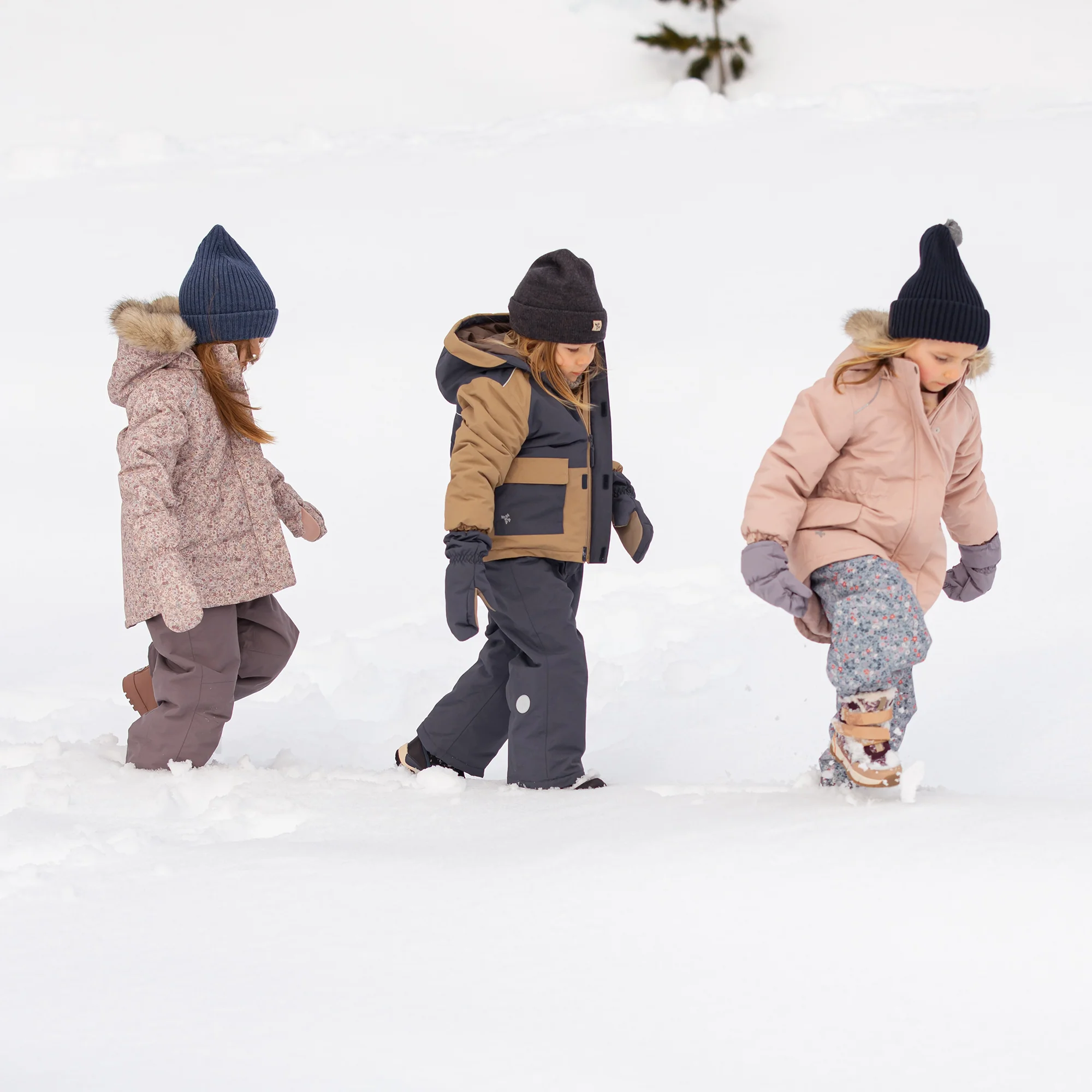 Ski Pants Sal - soft rain flowers - Image 7