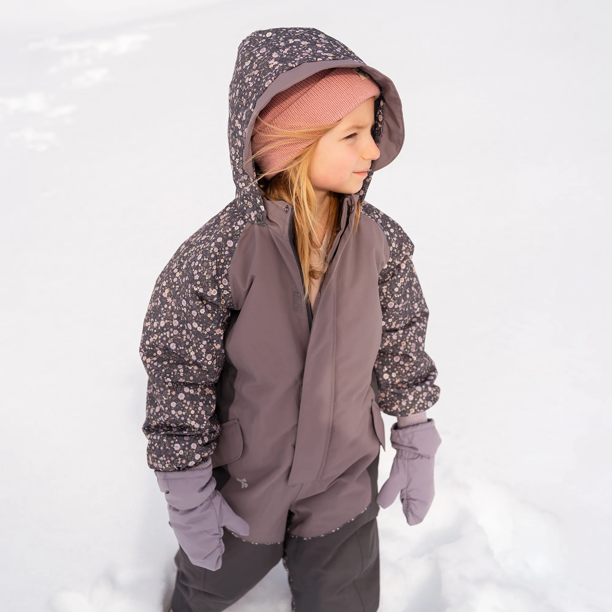 Snowsuit Kallo - black sea open flowers - Image 7