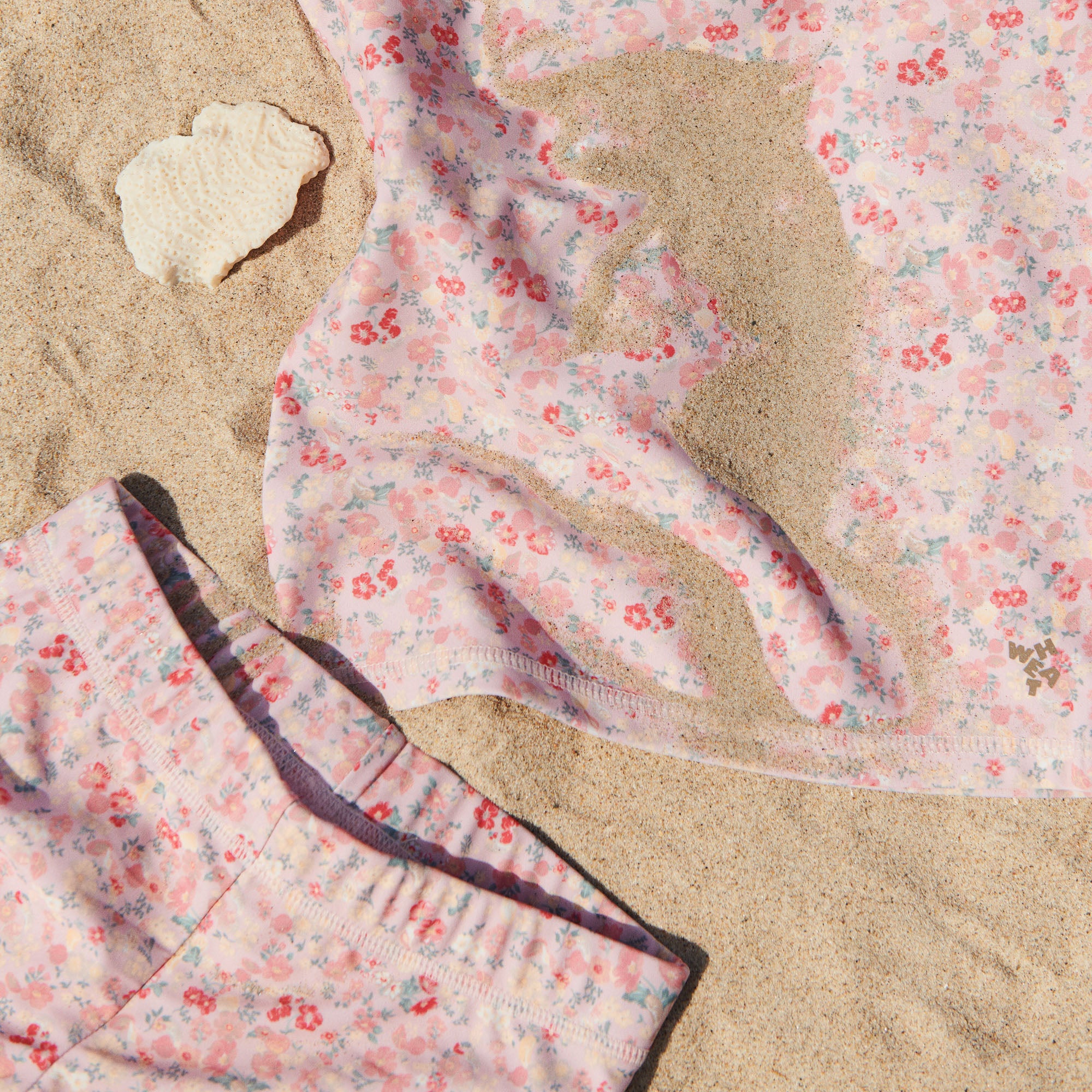 Swim T-shirt S/S Jackie - powder flowers and seashells - Image 3