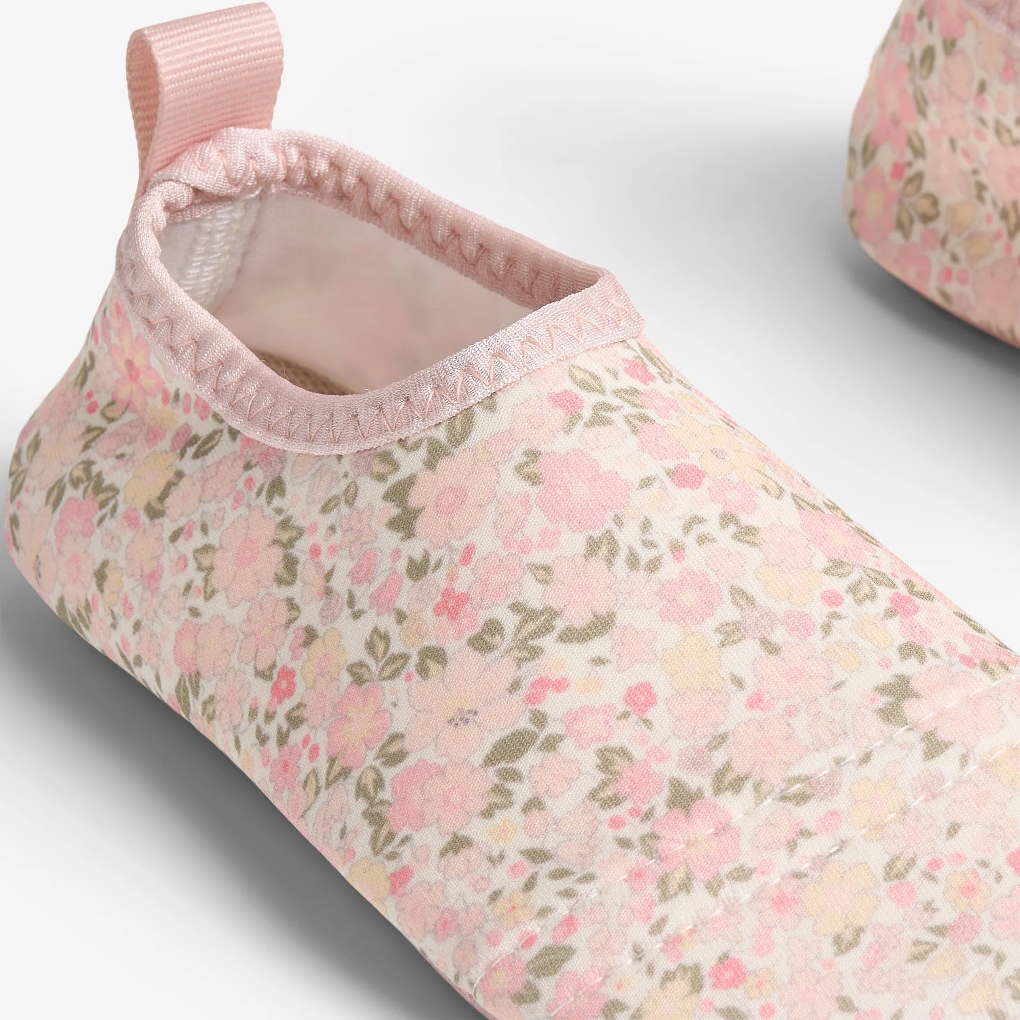 Swimshoe Dolphin - ivory flower meadow - Image 4